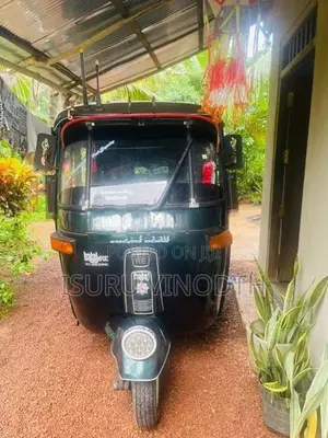 Bajaj RE 2009