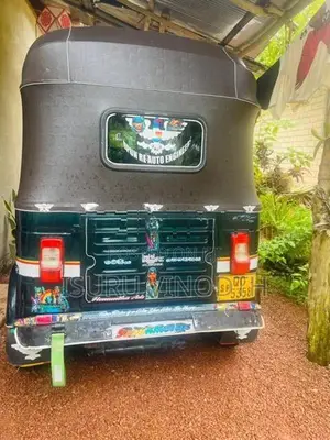 Bajaj RE 2009