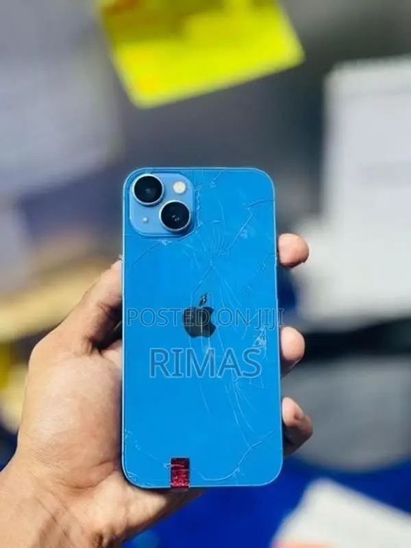 Apple iPhone 13 128GB (Used)