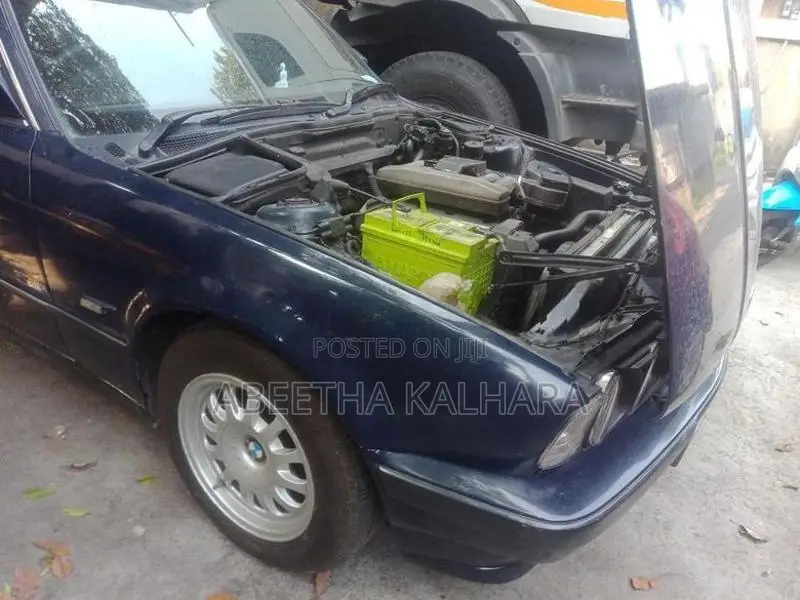 BMW E35 1990
