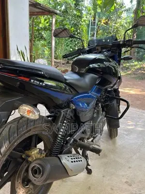 Bajaj Pulsar 150 2018