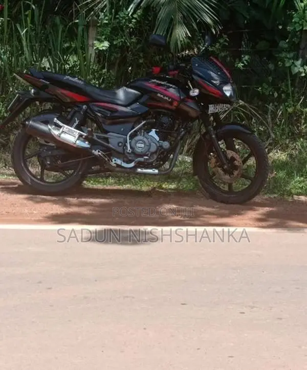 Bajaj Pulsar 150 2017