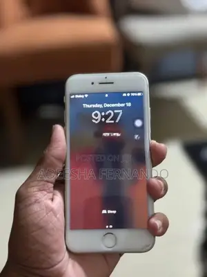 Apple iPhone 8 (Used)
