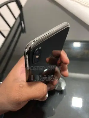 Apple iPhone X (Used)