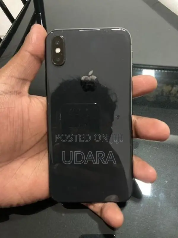 Apple iPhone X (Used)