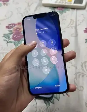Apple iPhone 14 (Used)