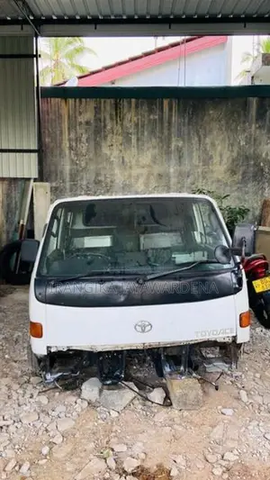 Toyota Toyace Double Cab Cabin Shell