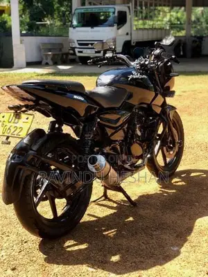 Bajaj Pulsar 200 2007