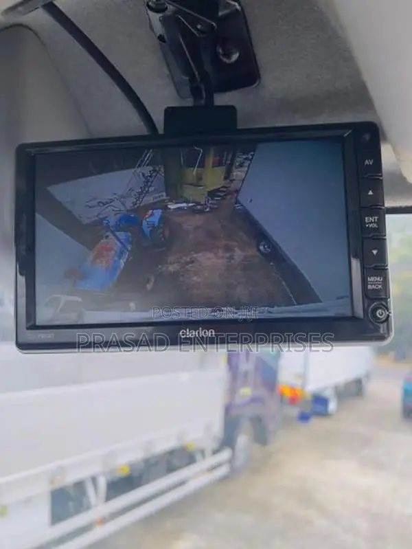 Isuzu Forward 2019