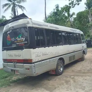 Mitsubishi FUSO 1989