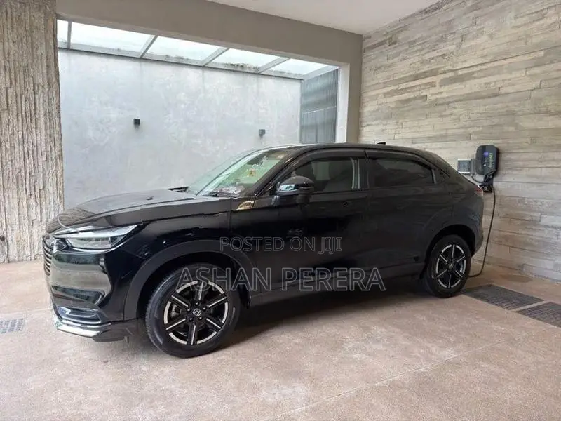 Honda Vezel X - Hunt 2024