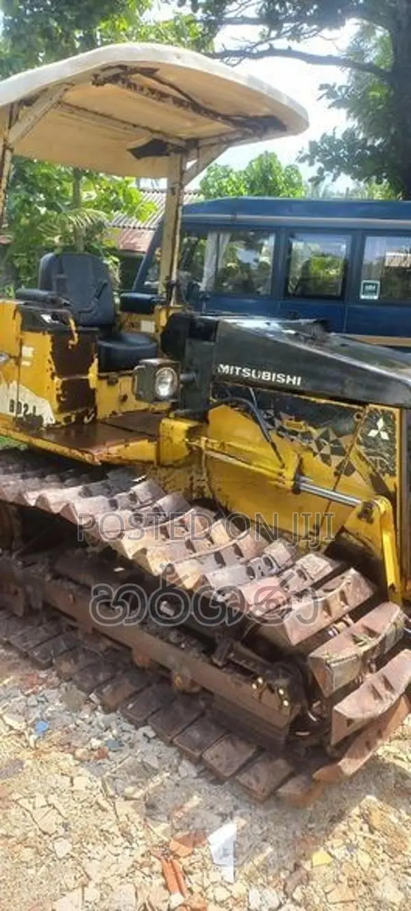 Mitsubishi BD-2J Bulldozer