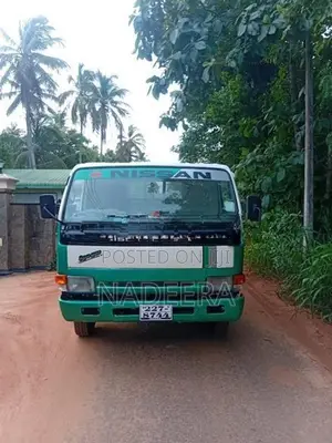 Nissan Atlas 1994