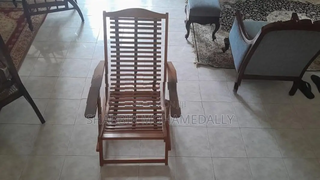 Foldable Wooden Armchair