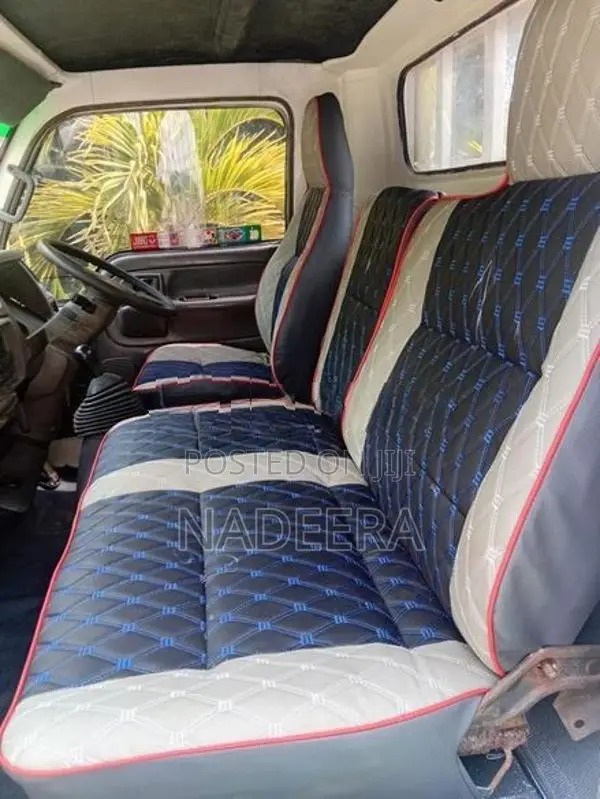 Nissan Atlas 1994