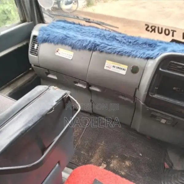 Mitsubishi FUSO 1989