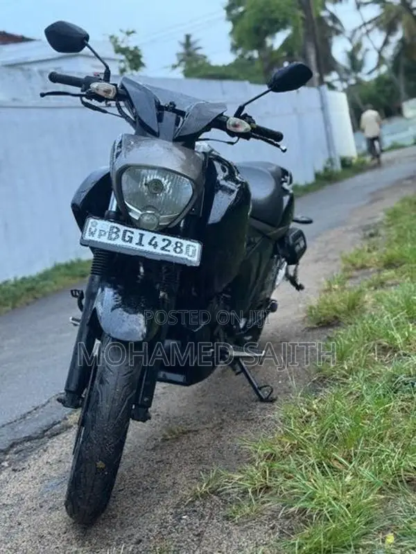 Suzuki Intruder ABS 2017