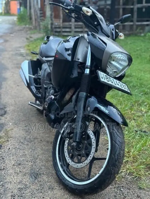 Suzuki Intruder ABS 2017