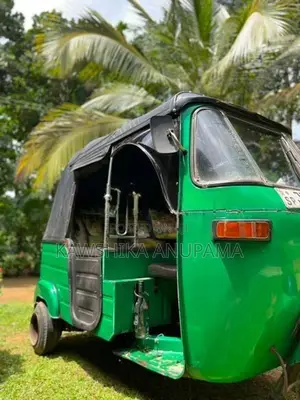 Bajaj RE Three Wheeler 2004