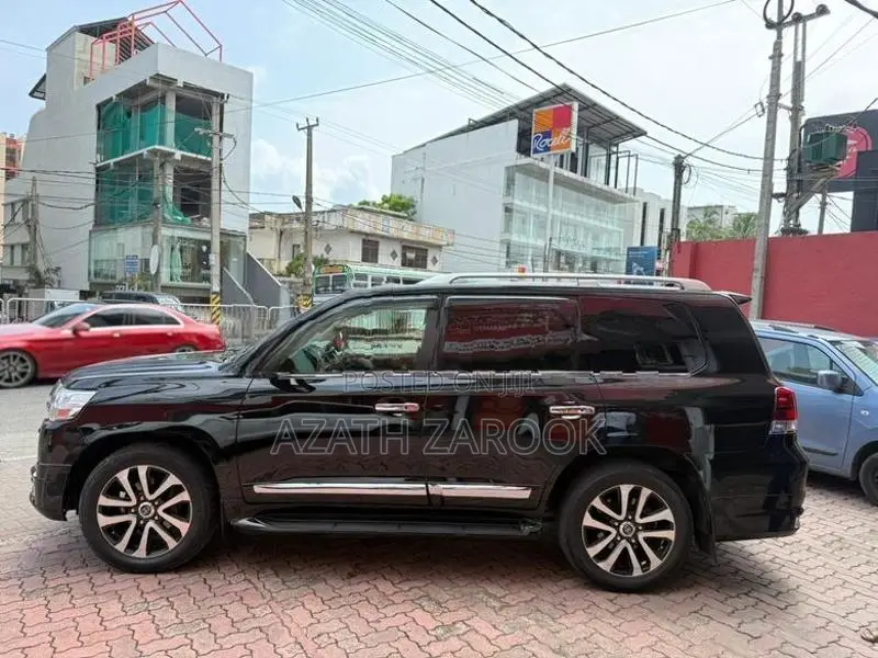 Toyota Land Cruiser Sahara ZX 2015