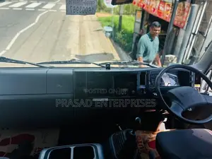 Isuzu Elf wing body 2016