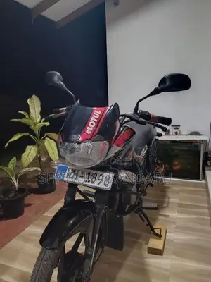 Bajaj Discover 2011