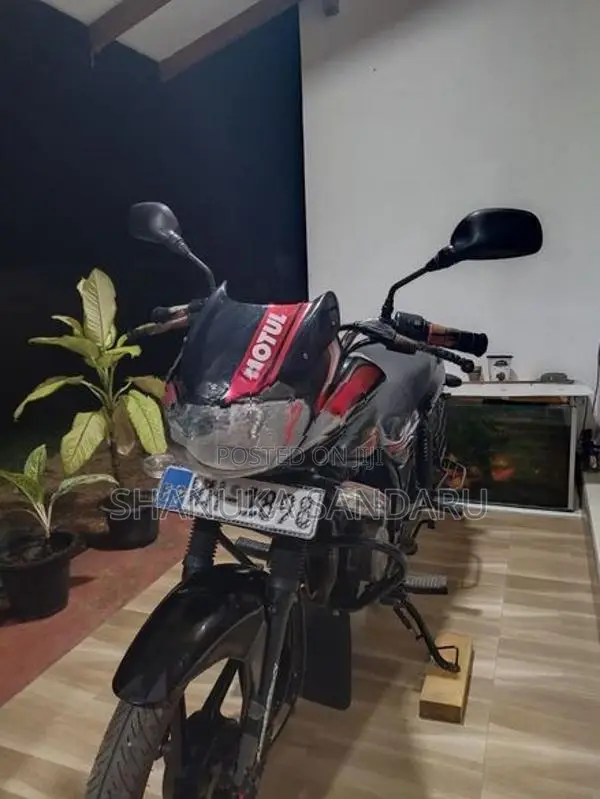 Bajaj Discover 2011