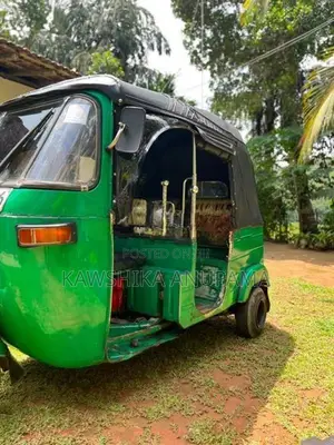 Bajaj RE Three Wheeler 2004