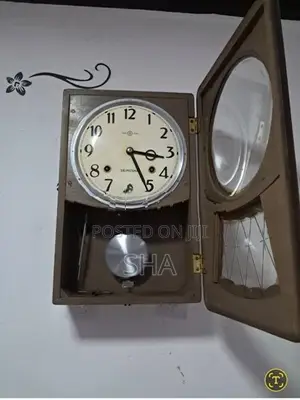 * Antique Seikosha Wall Clock ( By Seiko ) for Sale