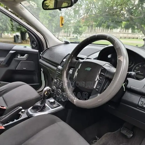 Land Rover Freelander 2012
