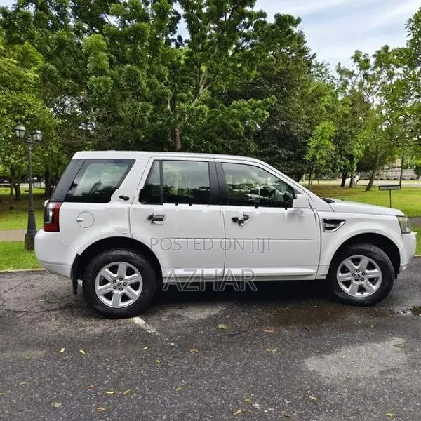 Land Rover Freelander 2012
