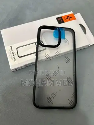 iPhone 15 plus spigen ultra hybrid case