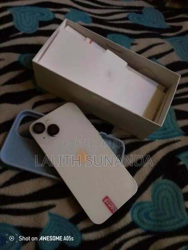 Apple iPhone 13 (Used)