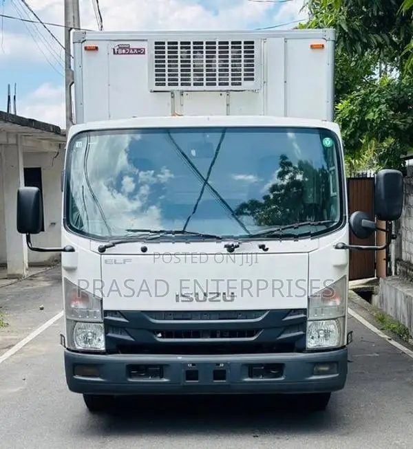 Isuzu Elf 2018