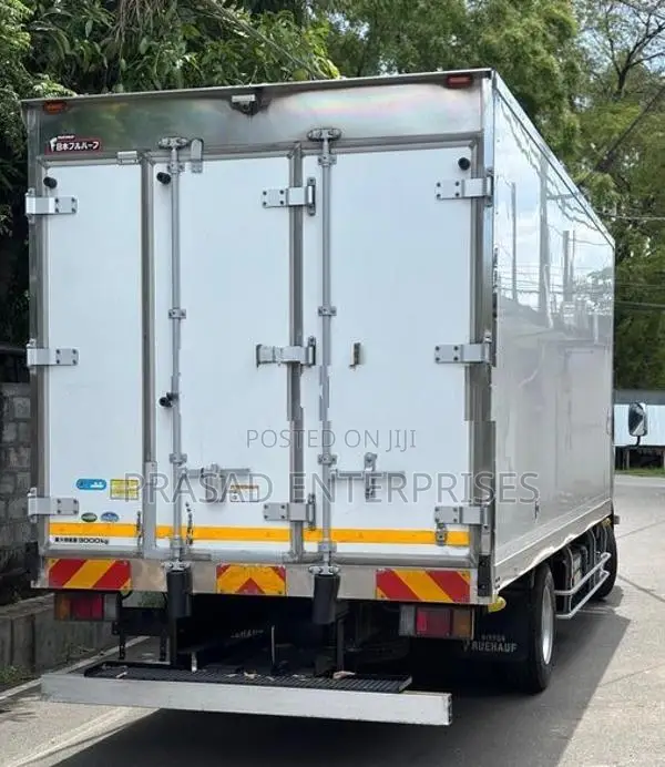 Isuzu Elf 2018