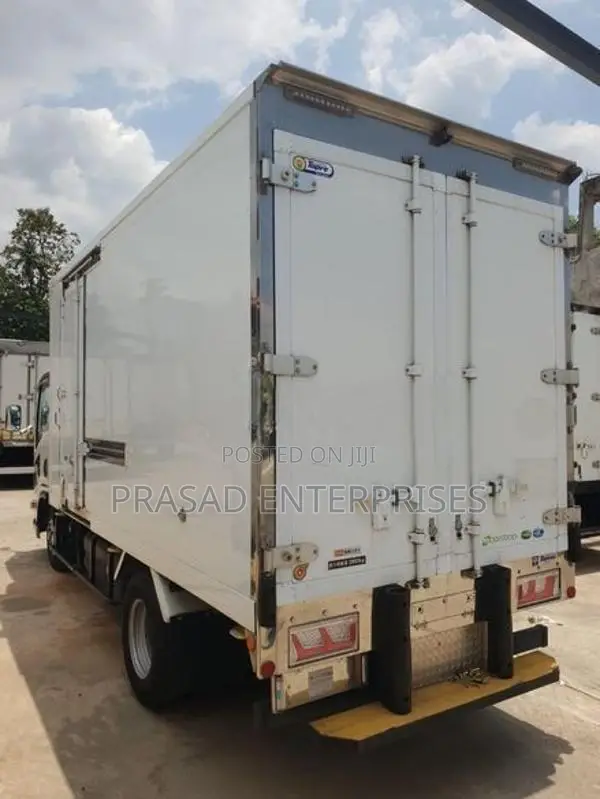 Isuzu Elf -30 2018