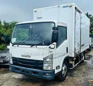 Isuzu Elf Fiber Body 2018