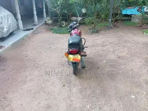 Bajaj Boxer bm 100 2017