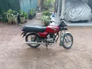 Bajaj Boxer bm 100 2017