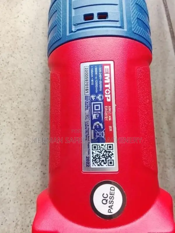 EMTOP EAGR09042 Industrial Angle Grinder – HERMAN PT 0598