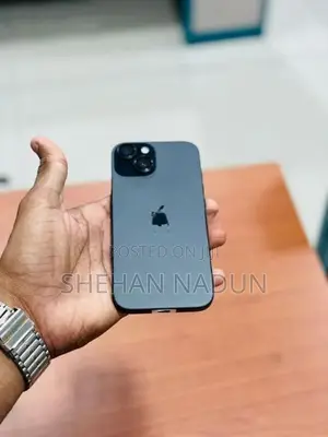 Apple iPhone 15 128 GB (Used)