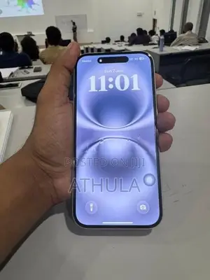 Apple iPhone 16 (Used)