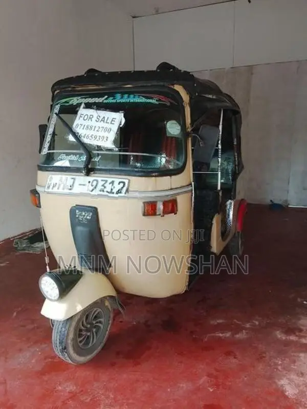 Bajaj RE 2003