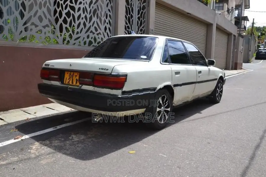 Toyota Vista 1989