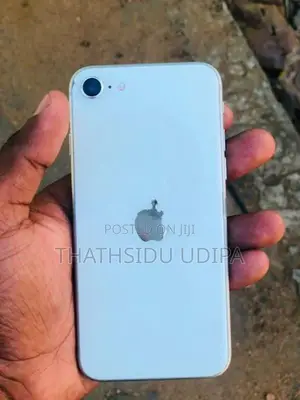 Apple iPhone SE 2 (Used)