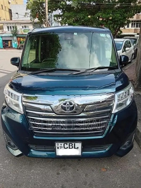 Toyota Roomy 2017
