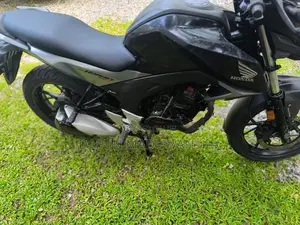 Honda CB Hornet 2016
