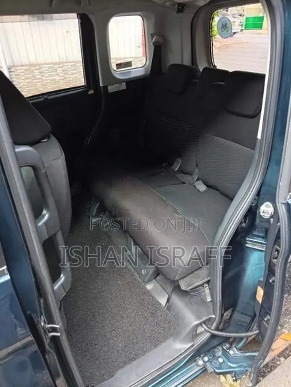 Toyota Roomy 2017