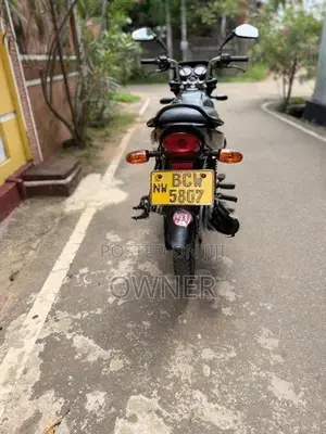 Bajaj Platina 100 2015