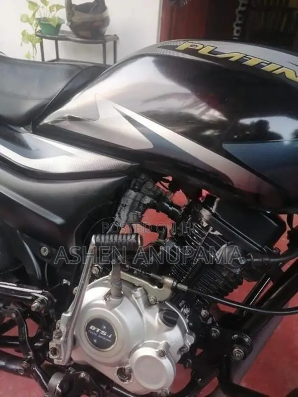 Bajaj Platina 100 2016